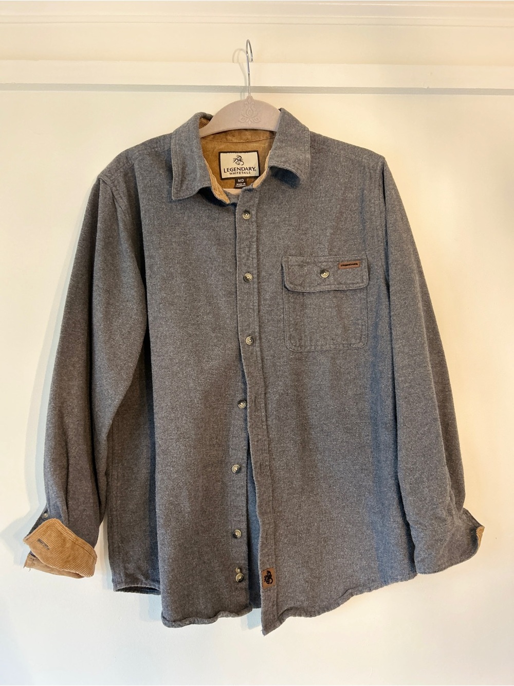 Legendary Whitetails Men's Heather Gray Button-Up Shirt Jacket with Tan Trim